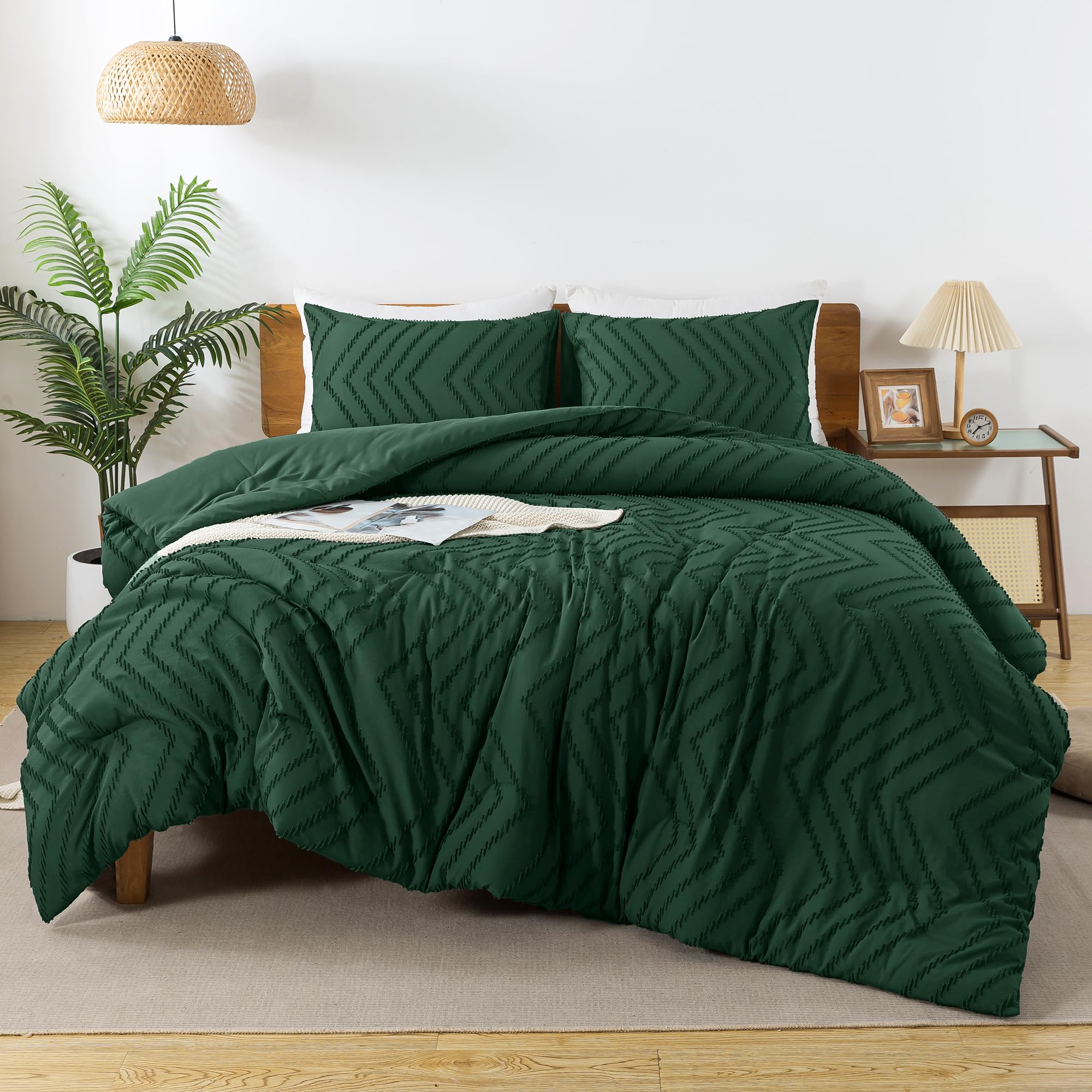 Andency Emerald Green Oversized King Comforter Set 120x98, Boho Oversize King Soft Warm Tufted Bedding Comforter Sets, 3 Pieces Aesthetic Chevron Farmhouse Cute Bohemian Textured Bedding Set Image