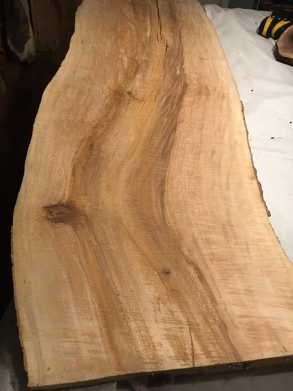 Amazon Com Sycamore Slab 68 Inches Long By 26 To 22 Inches Wide