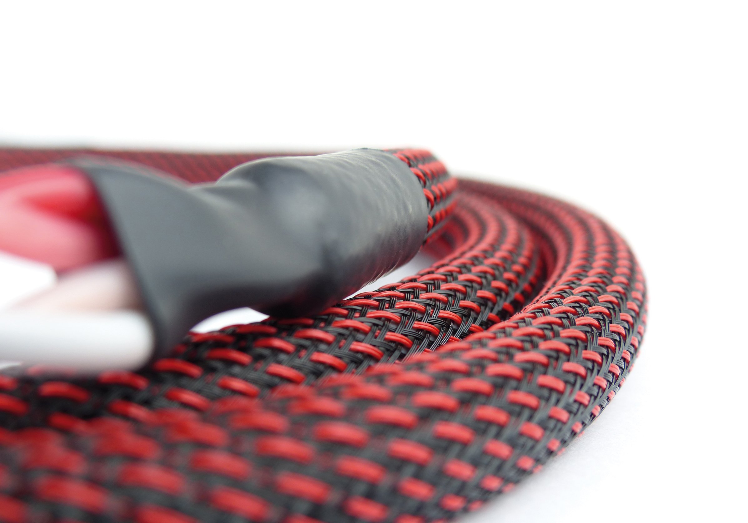 Dynavox Perfect Sound Lautsprecherkabel, Paar, Flexibles High-End Lautspecher-Kabel mit hochwertigen Bananensteckern, konfektioniert, Farbe schwarz/rot, Länge 3 m 3