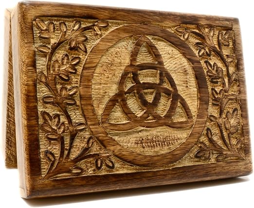 Caja de madera maciza triquetra para cartas del tarot, 18 x 13 cm: Amazon.es: Hogar