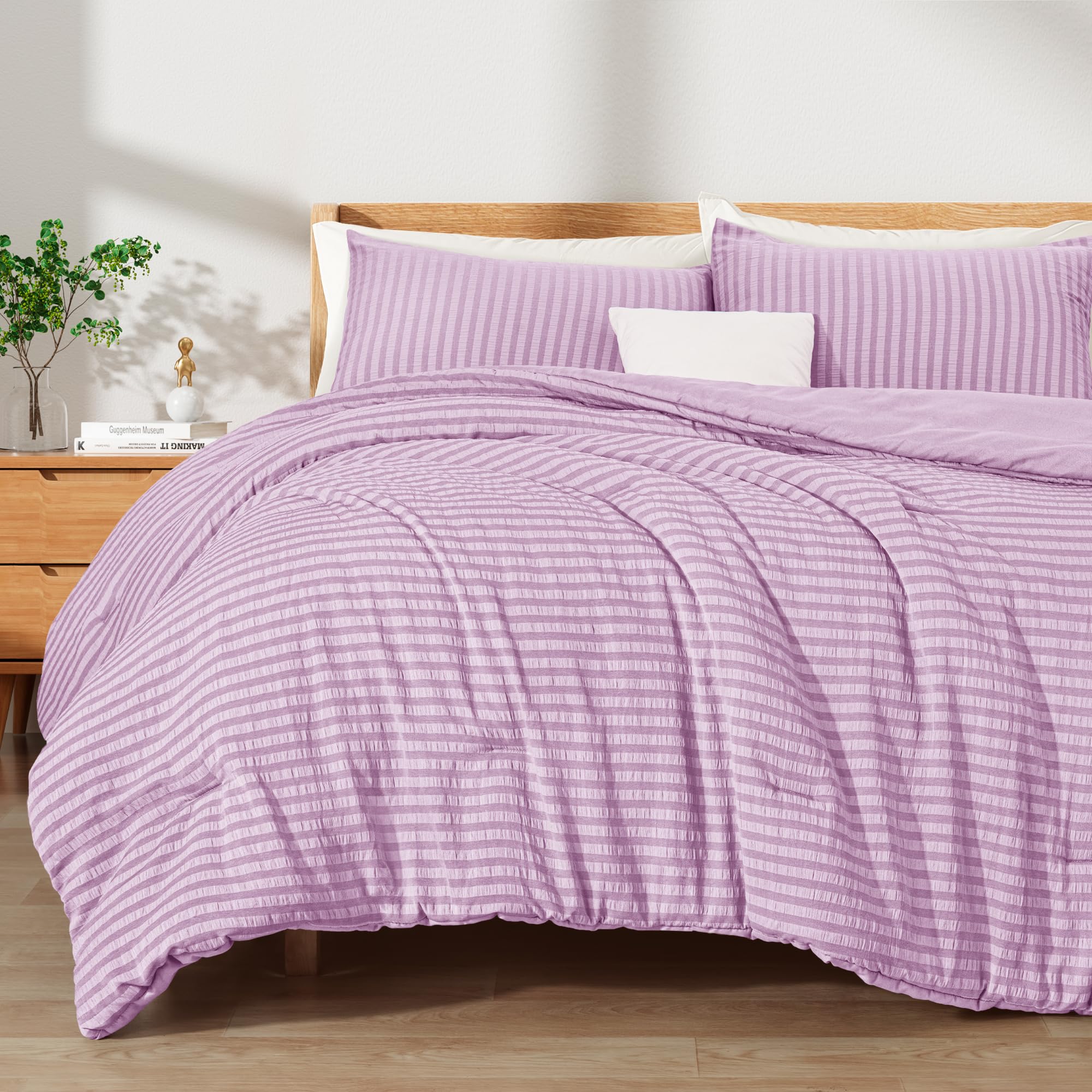 Exclusivo Mezcla 7.5 Tog Seersucker Single Duvet Set Lilac, Lightweight Soft Striped Pattern All Season Bedding Duvet sets with 1 Pillow Sham
