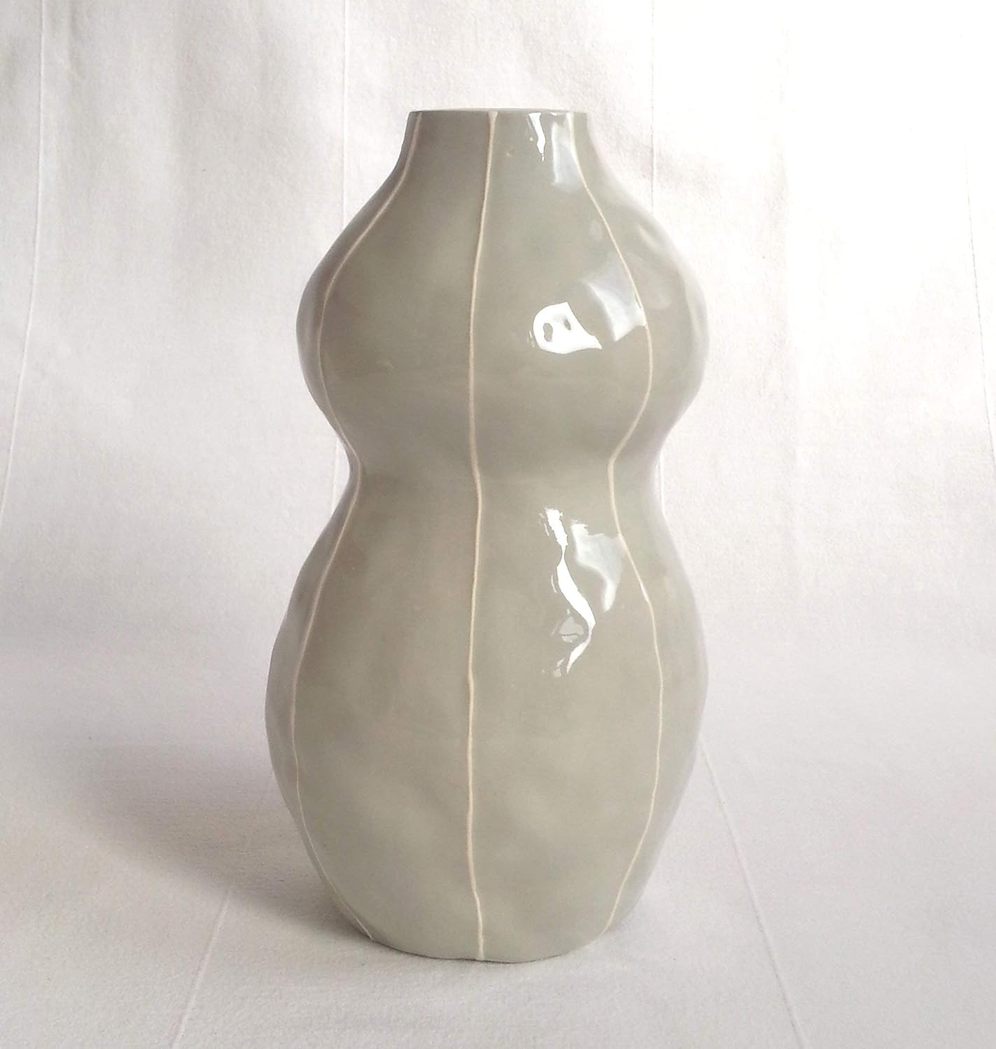 Amazon Com Vit Ceramic Torso Vase From Kri Kri Studio Grey Red