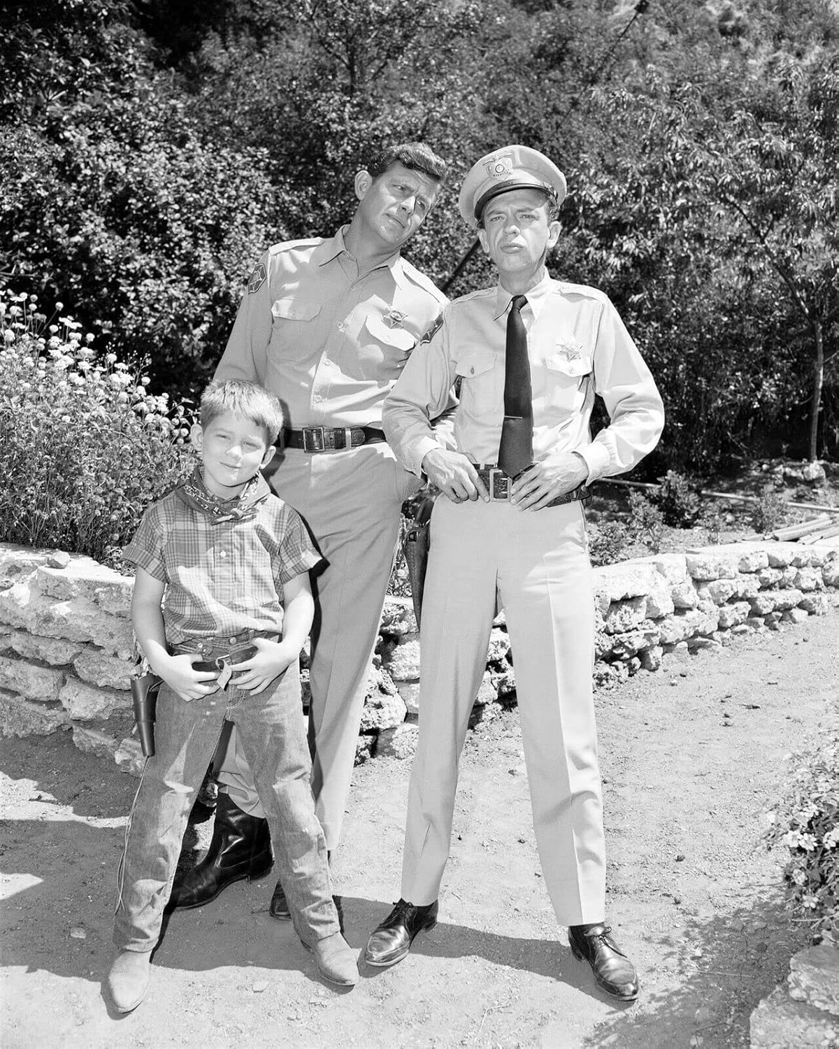 Photographs - Andy Griffith Show Ron Howard Andy & Don Knotts stand together 8x10 inch photo