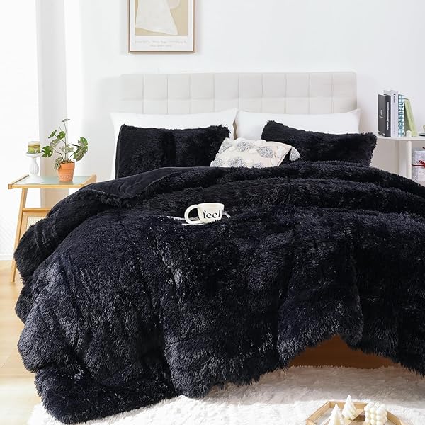 SMOOFY FLUFFY KING SIZE COMFORTER SET, FAUX FUR BLACK COMFORTER SET, LUXURY FUZZY KING BEDDING SET, SOFT SHAGGY BED SET FOR ALL SEASON, 3 PIECES – 1 COMFORTER & 2 PILLOWCASES,