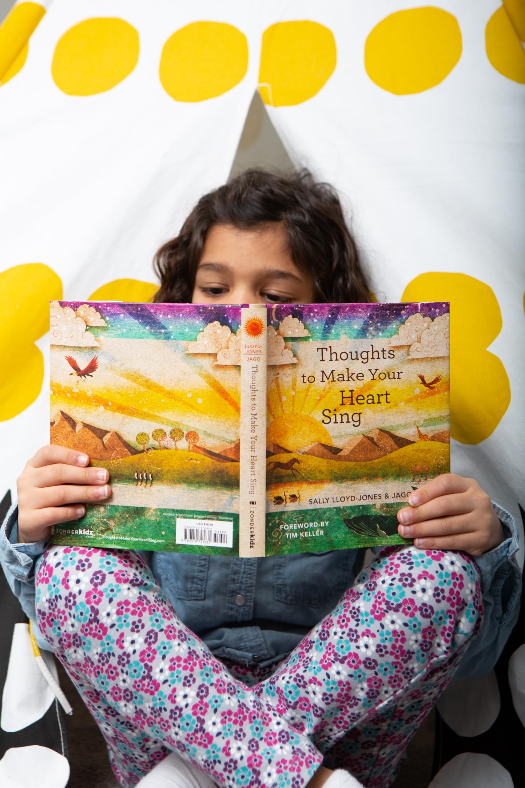 Thoughts to Make Your Heart Sing: 101 Devotions about God’s Great Love for You (The Story of God’s Great Love)