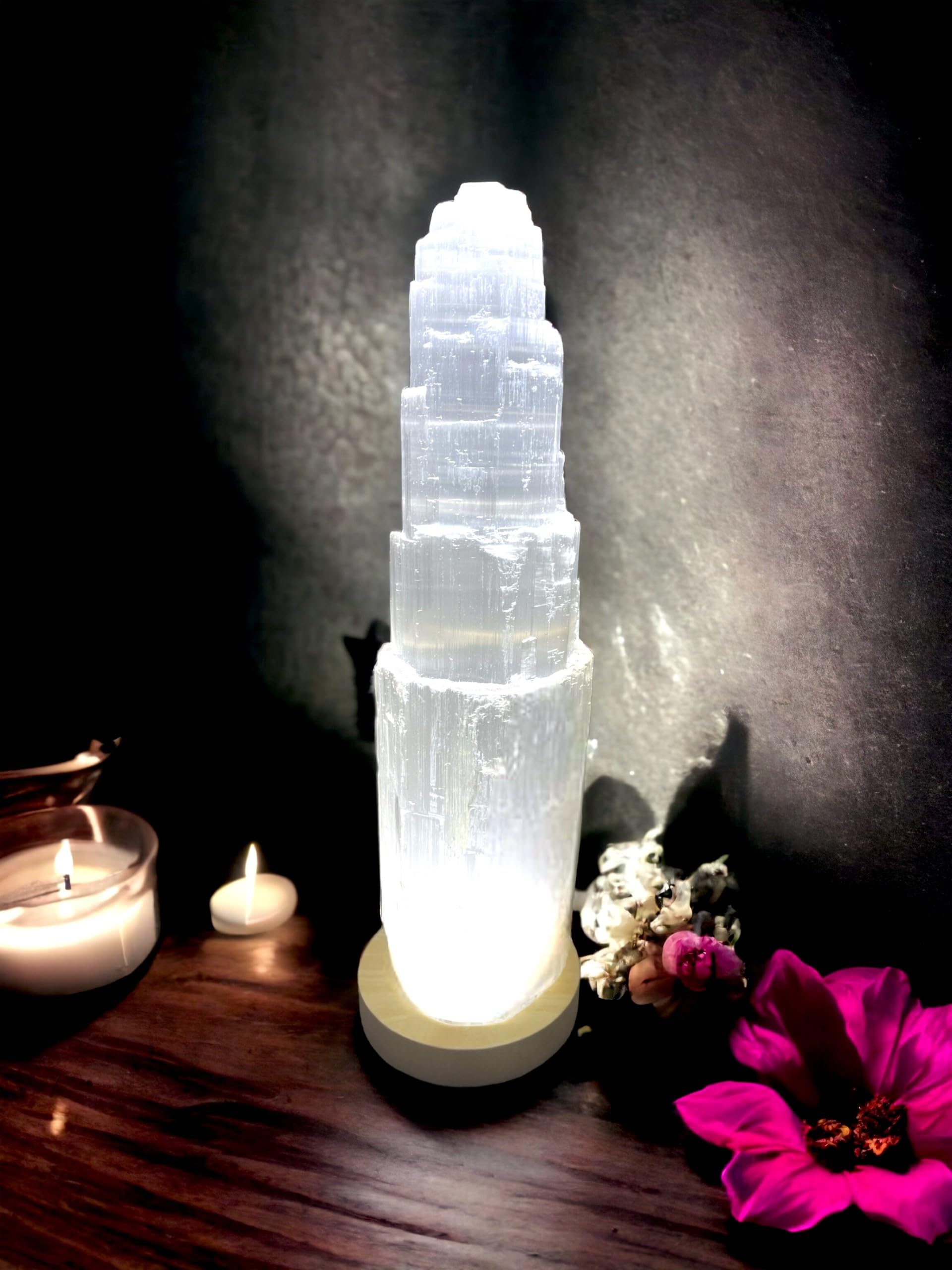 Selenite Crystal White Light LED USB Lamp Handmade Natural Energy Healing Clarity and Meditation Mountain Tower Lamp Home Decoration Occasion Gift Table Lamp Mineral Wooden Base (20cm)
