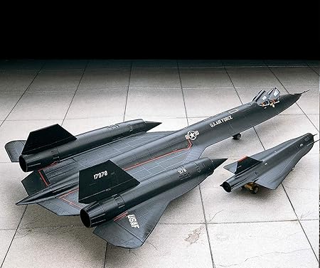 Revell Sr 71a Blackbird Gedetailleerde Modelbouwset Vliegtuigkit 1 72 Amazon Nl