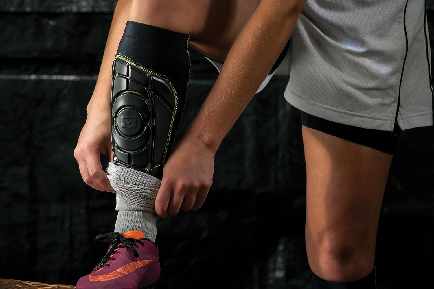 G-Form Pro-S Elite Shin Guards : Sports & Outdoors