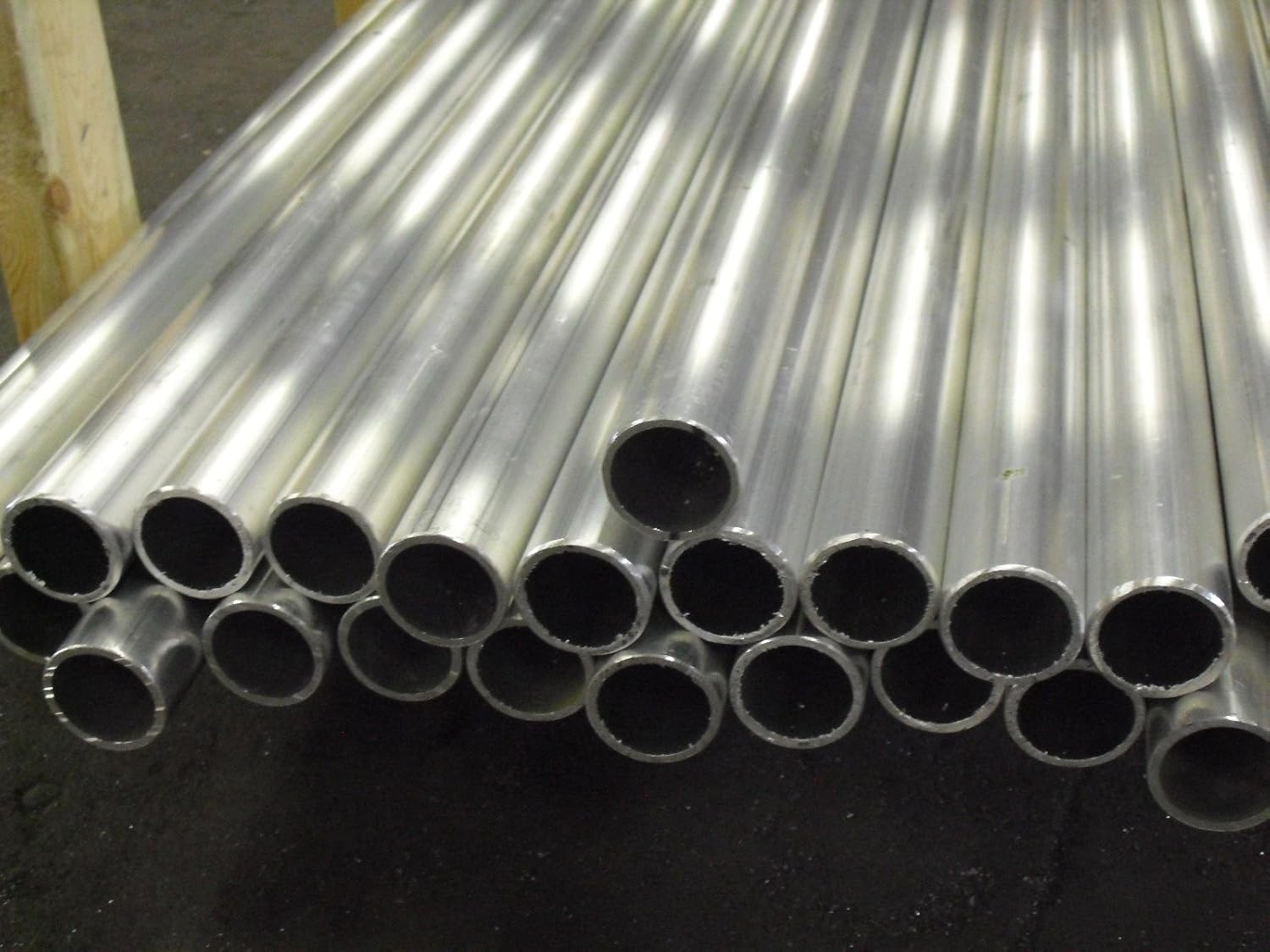 1 5 AL Aluminum Pipe 36 Long Schedule 40 6063 Mill Finish Amazon