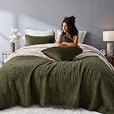 Wonderful Velvet Quilt Set, King Size Dark Green Soft Fluff Texture Coverlet with Shams,Channel Stitched Pattern,All-Season Use,Versatile Lightweight Bedspread for Bedroom Adults Teens Kids,106"x94"