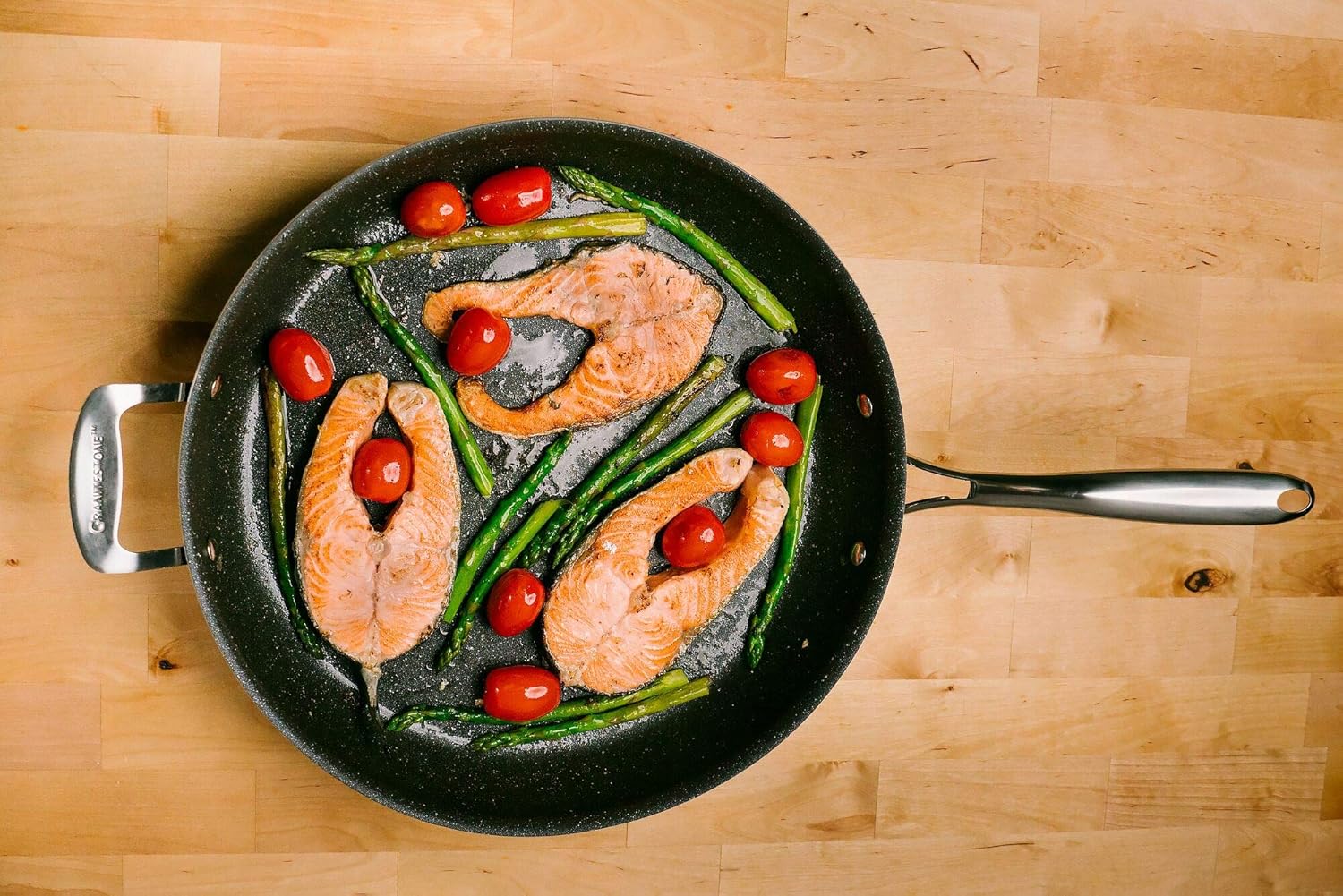 Granite Stone 14” Nonstick Frying Pan with Ultra Durable Mineral and Diamond Triple Coated Surface, Family Sized Open Skillet with Stainless Steel Stay Cool & Helper Handle, Oven and Dishwasher Safe: Kitchen & Dining