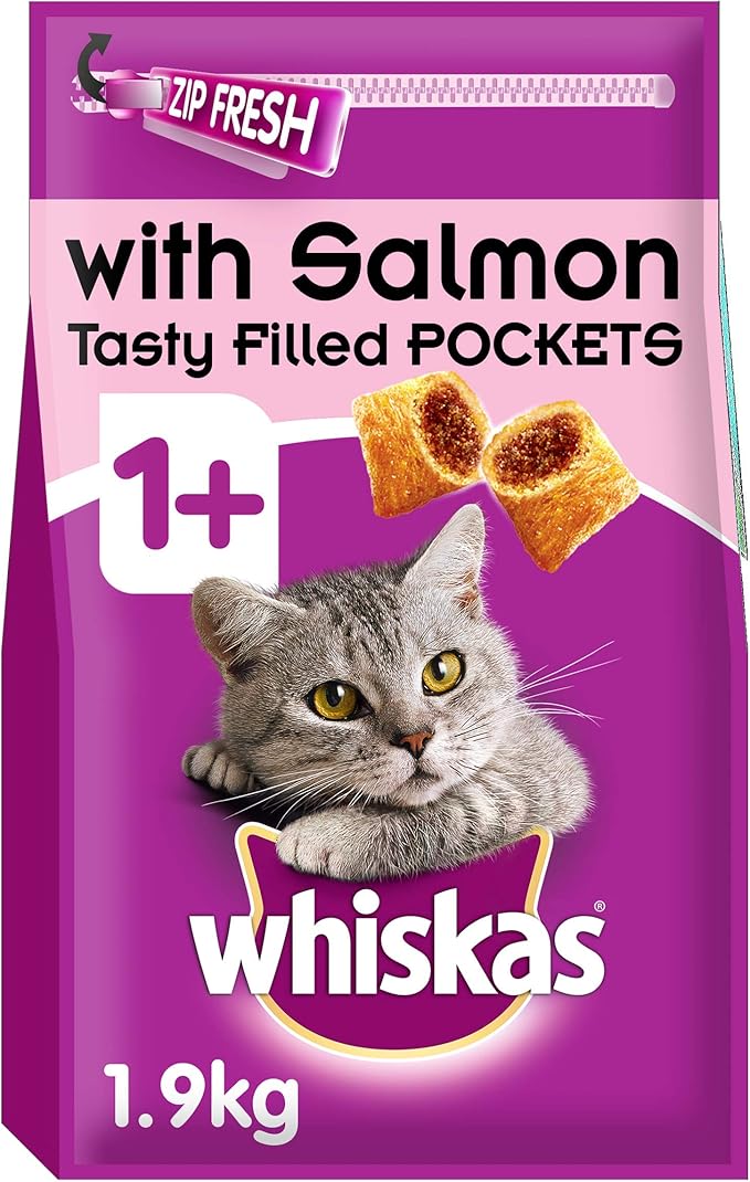 Whiskas 1+, Dry Cat Food for Adult Cats, Kibble with Tasty Salmon, 1 x