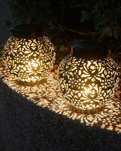 MOXTOYU Solar Lanterns 2 Pack Outdoor IP44 Metal Yard Lights Black