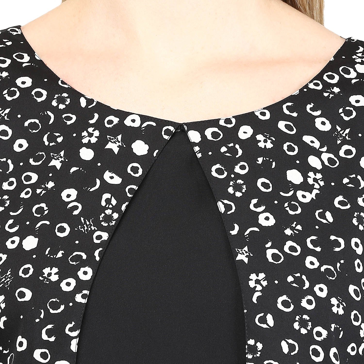 rare black crepe polka dots round neck tops for women (ep1004)