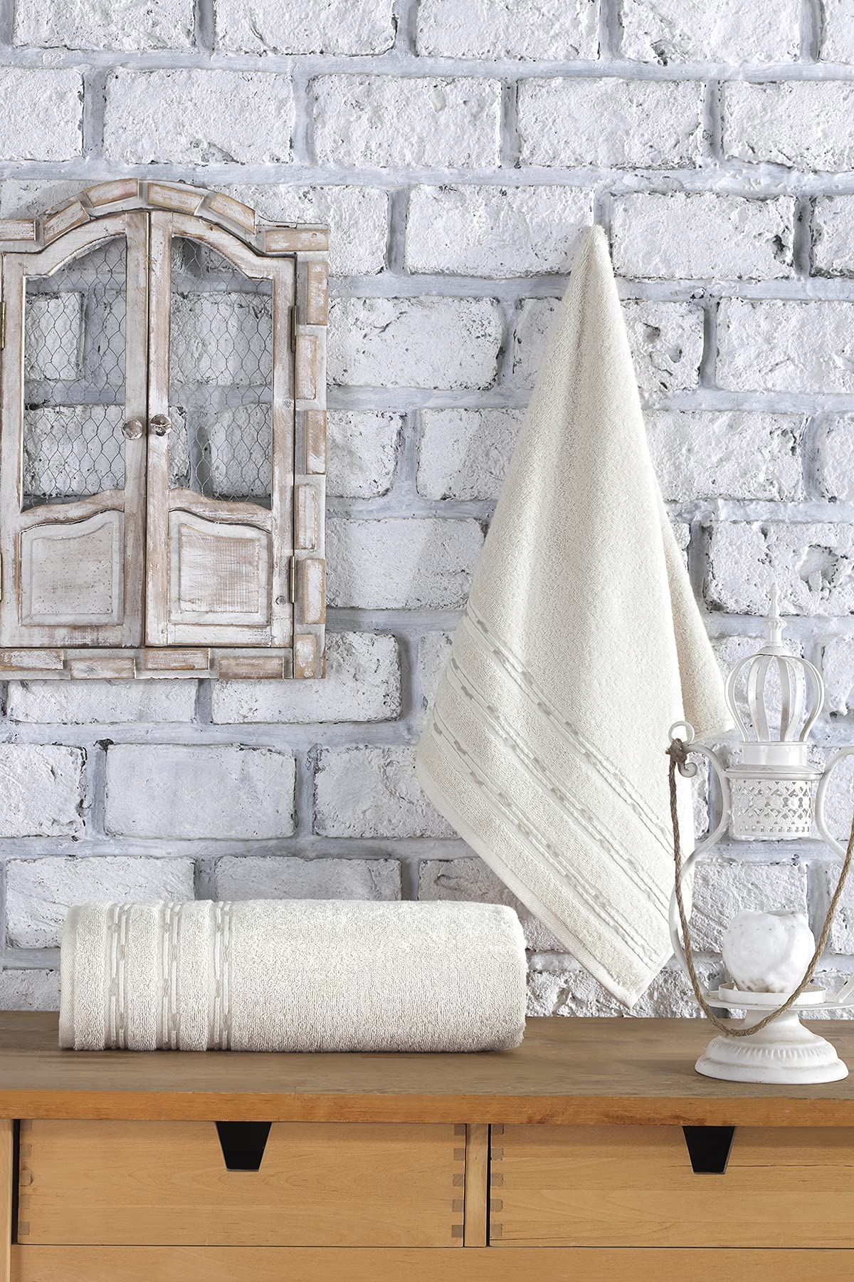 Questo Casa Bath Towel Set, 2 Piece Set, 100% Cotton 16/1 Jacquard Carded 450 g/m2, 50 x 90 cm (1 Piece), 70 x 140 cm (1 Piece), Natural