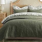 EVERGRACE 100% Cotton Paisley Quilt Set, Queen Size 3 Piece Set – Prewashed Lightweight Bedspread with 2 Shams, Soft & Breathable Coverlet for All-Season Comfort, Olive Green