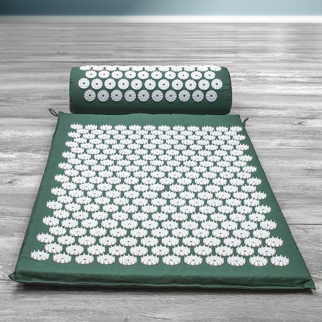 Sivan Back and Neck Pain Relief Acupressure Mat and Pillow Set, Chronic Back Pain Treatment - Relieves Your Stress of Lower Upper Back and Sciatic Pain - Green: Health & Personal Care