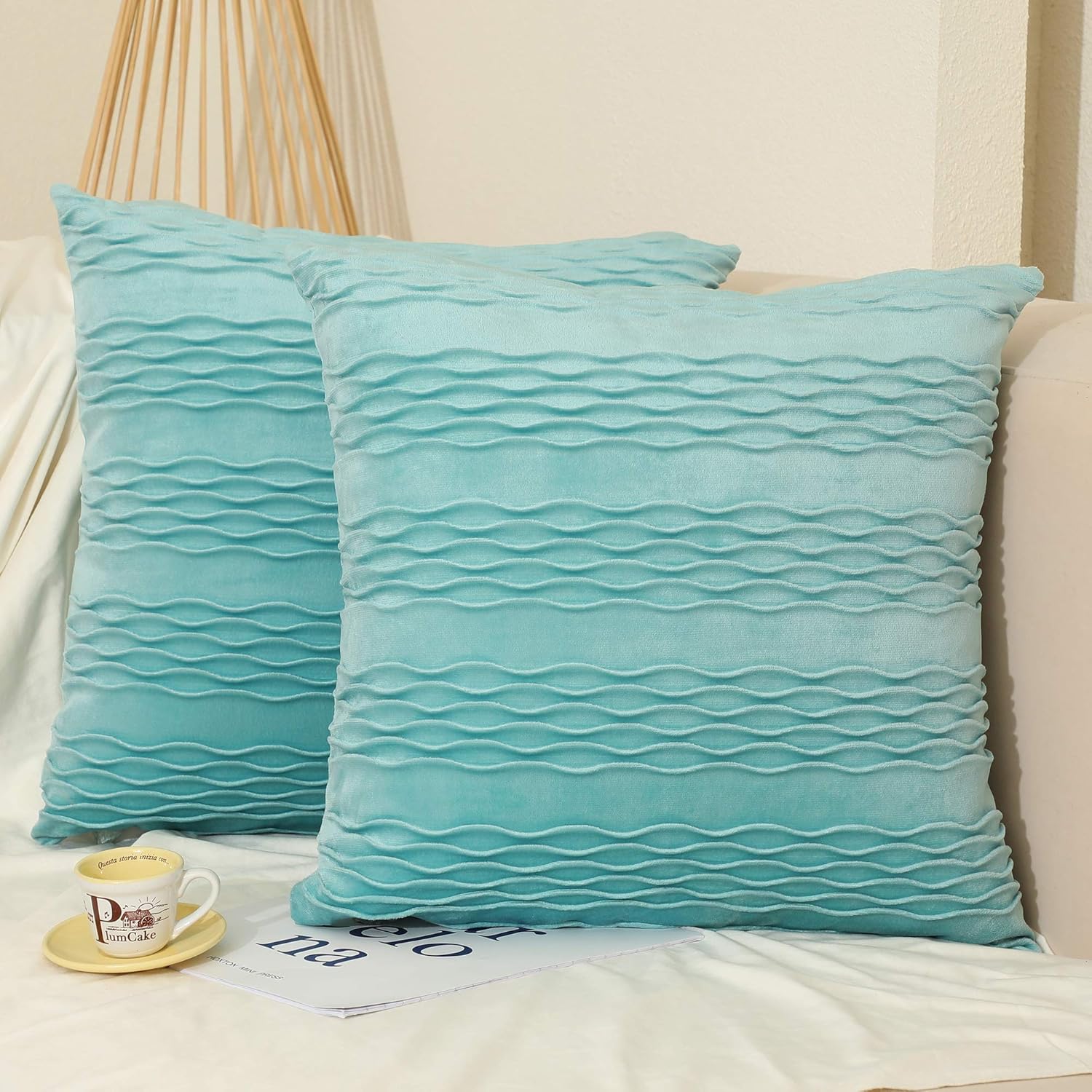 Dulce Dom Silky Soft Velvet Blue Throw Pillow Covers with Chic Wave Pattern, Lustrous Decorative Pillow Covers for Sofa Couch Bed Living Room Farmhouse, Covers only, Pack of 2, 18"x18"(45cm): Kitchen & Dining