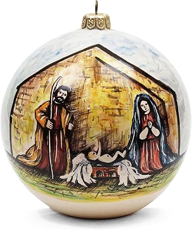 Immagini Natale Sacre.Ceramiche Liberati Pallina Di Natale Con Sacra Famiglia 8 Cm Amazon It Casa E Cucina