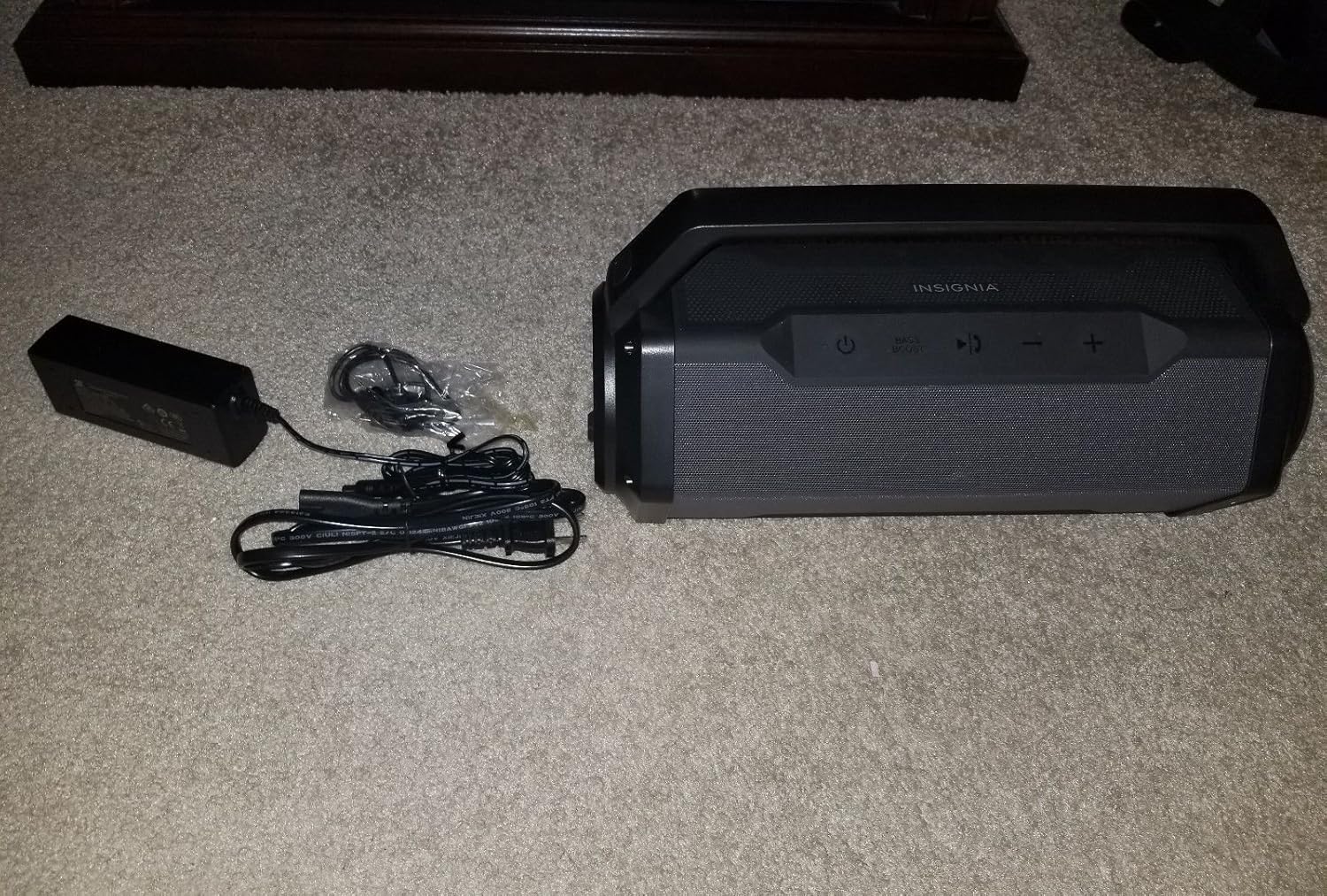 insignia waterproof portable bluetooth speaker