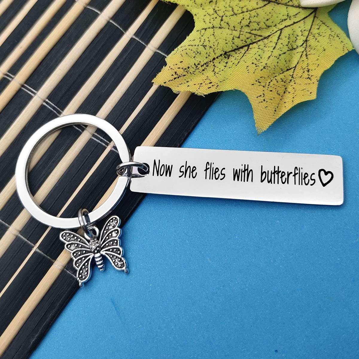 Huwujiu Memorial Keyring Gift Now She Flies with Butterflies Keyring Remembrance Gift In Memory of Loved Gift Sympathy Gifts for Loss of Mother Grandmother Sister Daughter Friend - Image 5