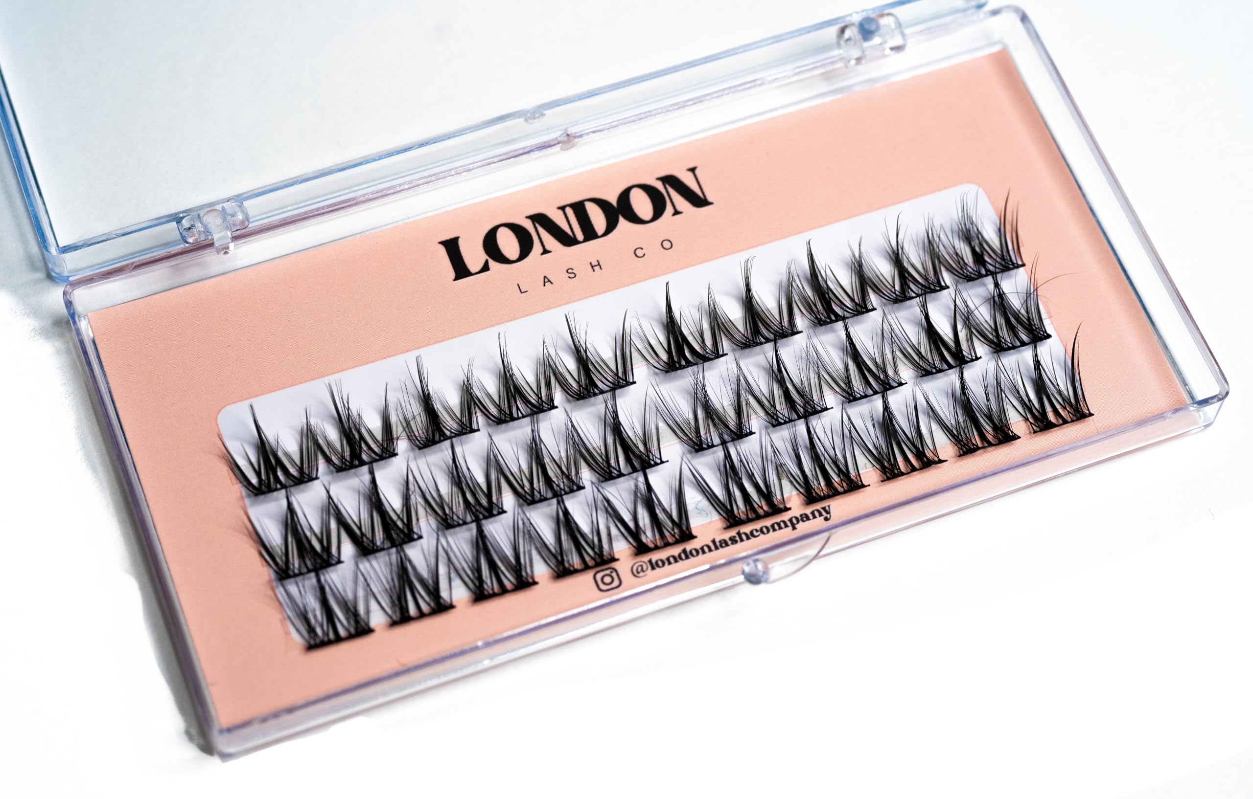 London Lash Co Featherlight – Ultra-Light Volume Eyelash Extensions | Soft, Wispy C Curl & D Curl Lash Trays for Professional Lash Artists | Black, Mixed Lengths (C Curl)