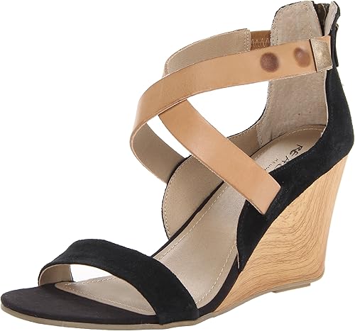 kenneth cole reaction wedge pump
