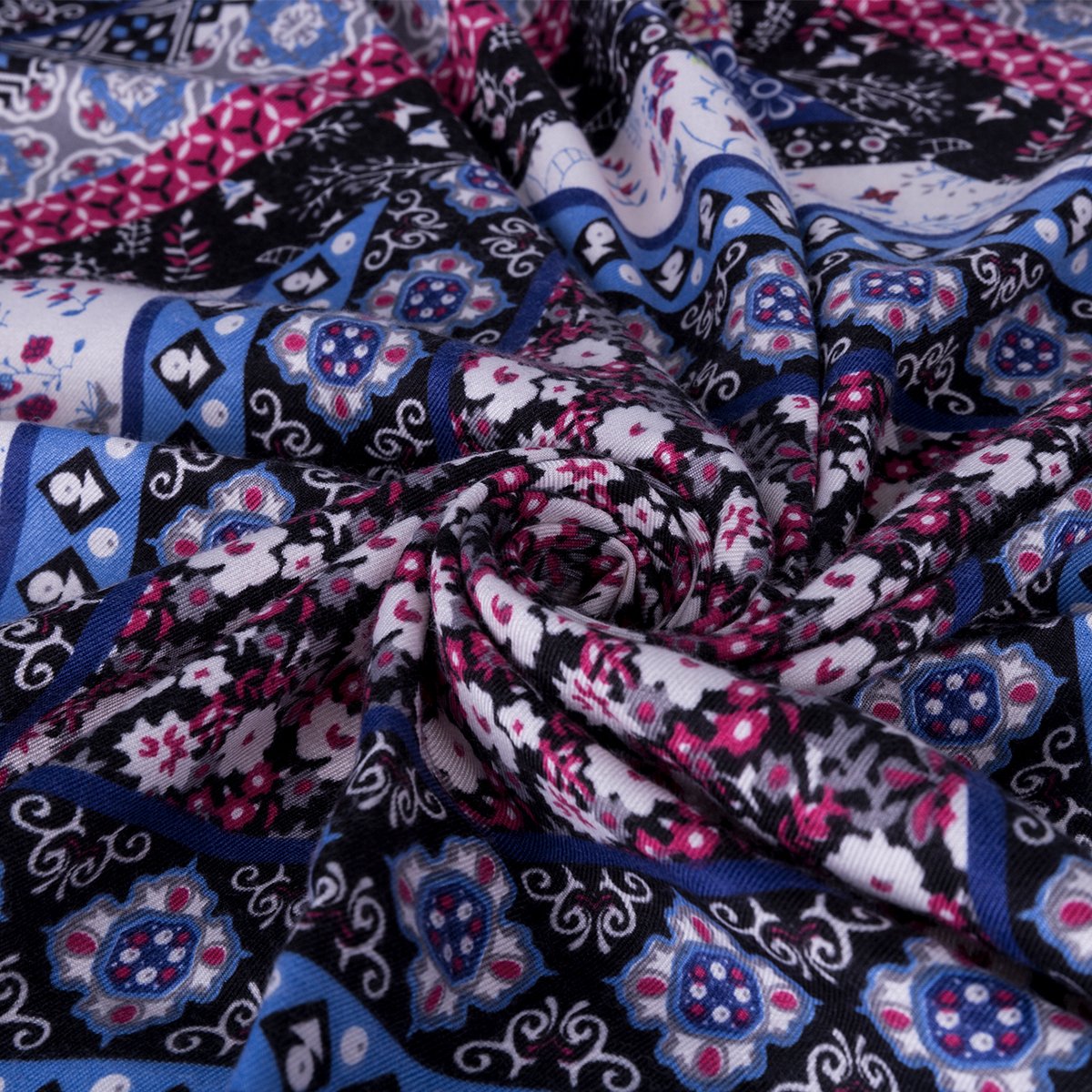 EVRFELAN Women Boho Scarf Tassel Shawl Tapestry Tablecloth Beach Towel Picnic Throw Wall Hanging Yoga Mat Ladies Cotton Scarves by Popular Handicrafts (Blue1)