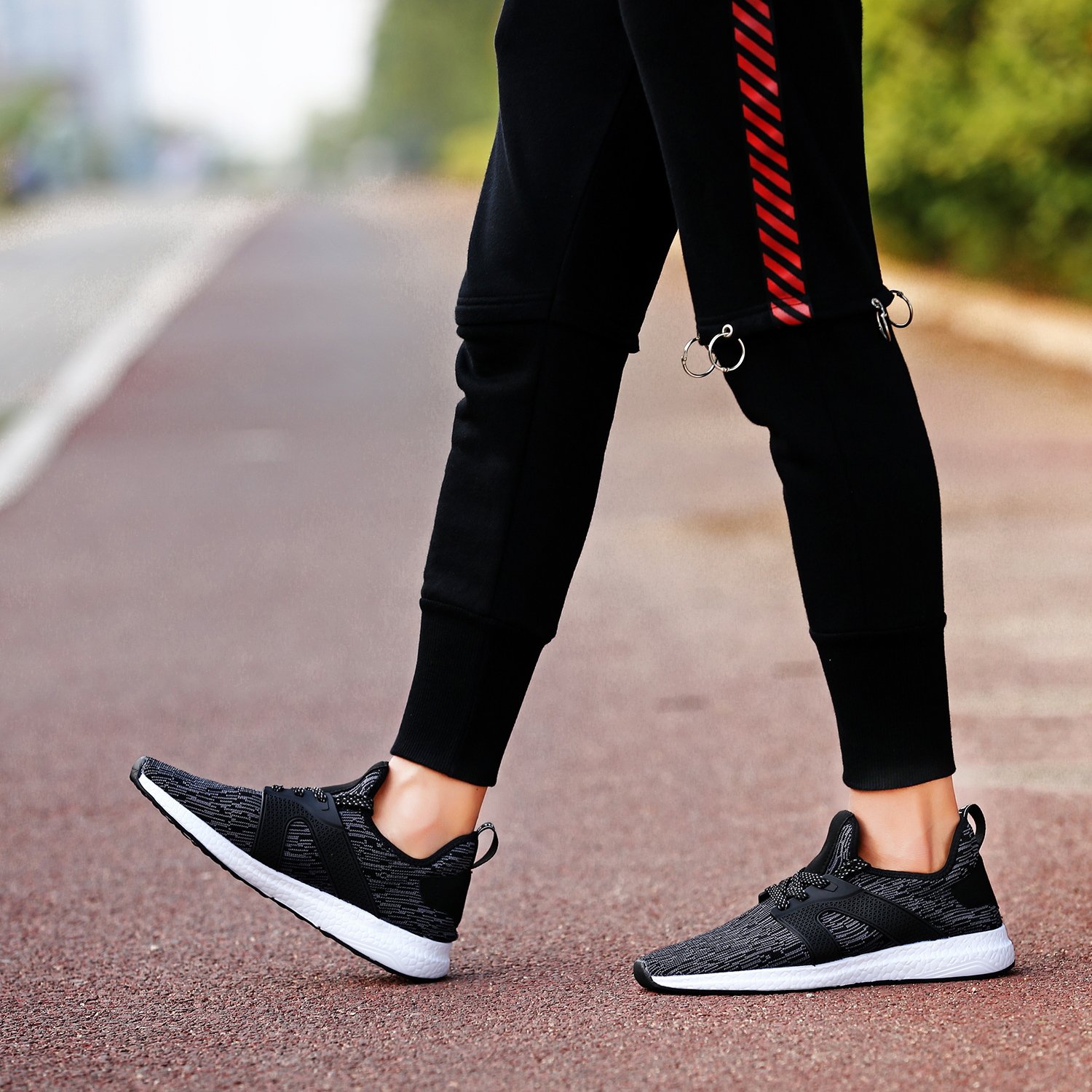 UNMK FUN Men\'s Fashion Sneakers Casual Athletic Ultra Lightweight Soft Sole Running Walking Shoes (8, Black)