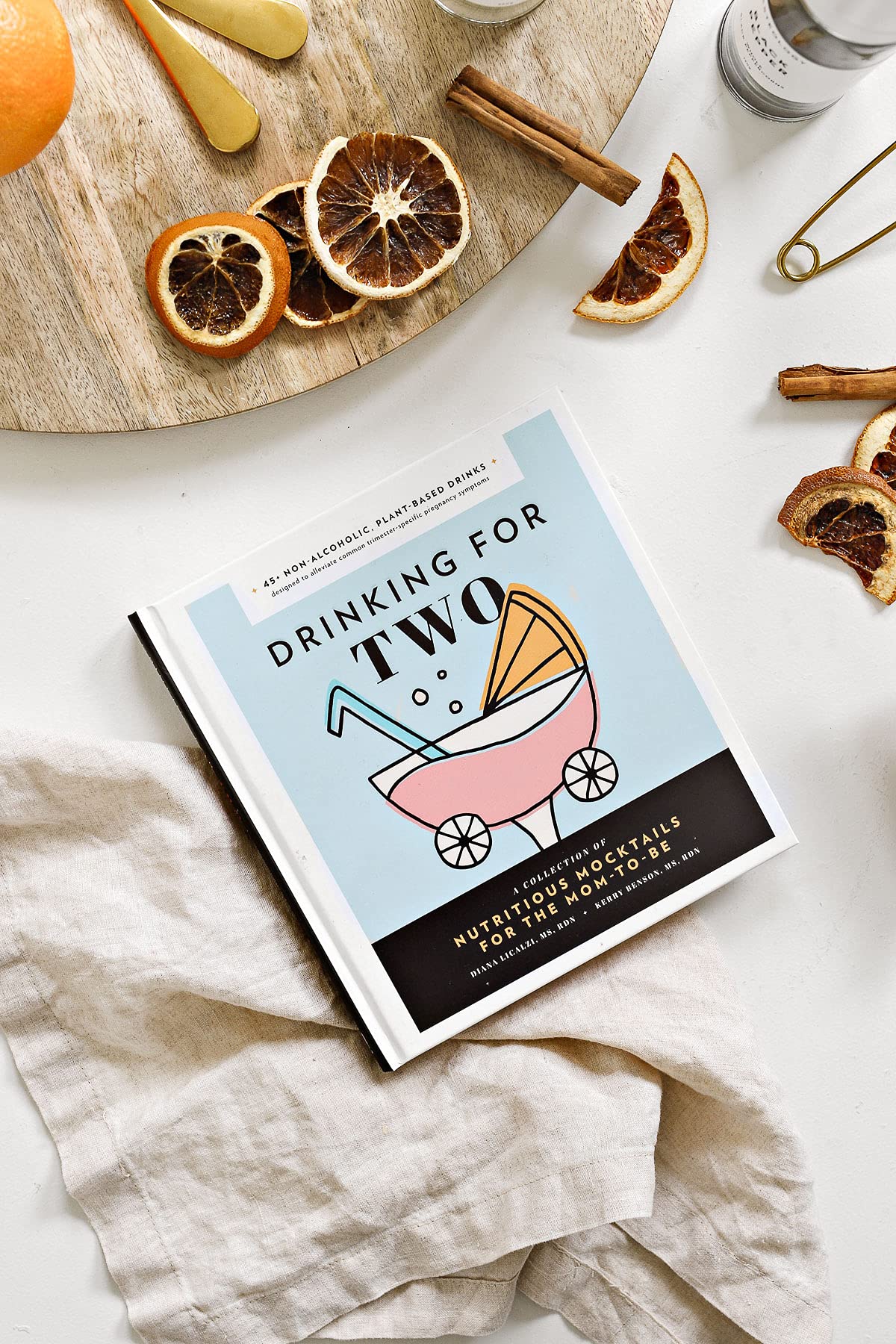 Drinking for Two: Nutritious Mocktails for the Mom-To-Be Drinking for Two: Nutritious Mocktails for the Mom-To-Be Hardcover Kindle