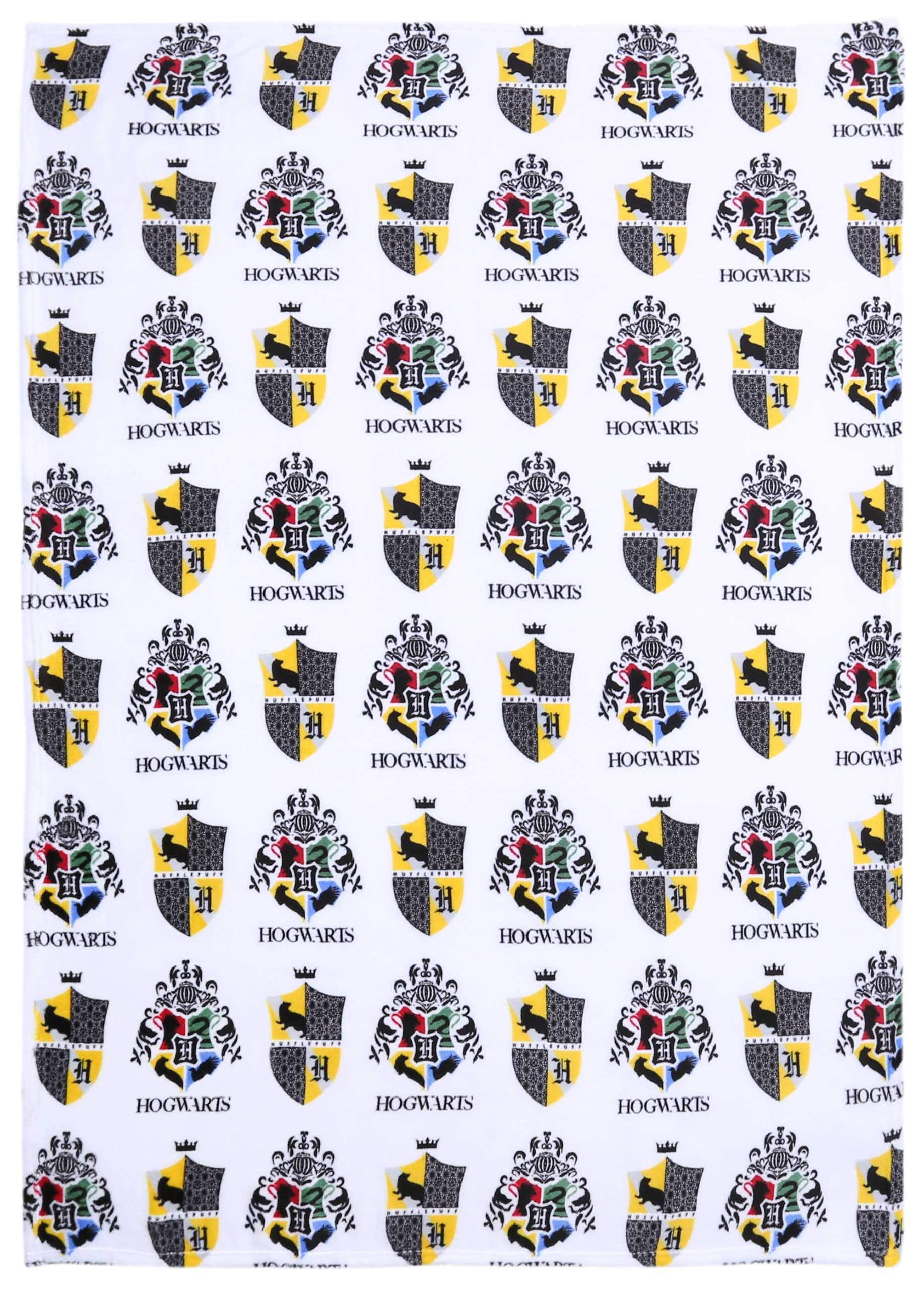 sarcia.eu White/Yellow, Fleece Snug Rug Throw Blanket HUFFLEPUFF 120x150 cm