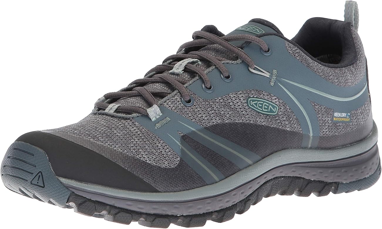 keen low cut hiking shoes