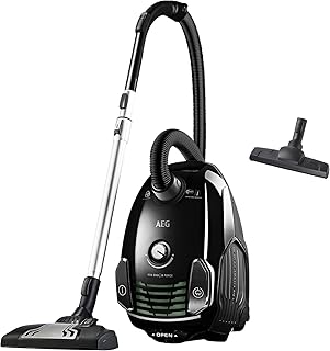 AEG VX6-2-ÖKOX Staubsauger mit Beutel (60% Recyclingmaterial, inkl. Zusatzdüsen, für Hart- und Teppichböden, 9 m Aktionsradius, ergonomischer Handgriff, 800 Watt, neue technische Version) schwarz/grün