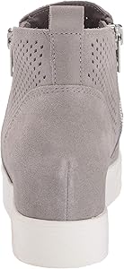 steve madden wedgie perforated