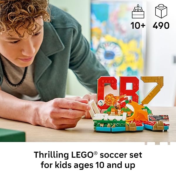 LEGO EDITIONS CRISTIANO RONALDO – SOCCER HIGHLIGHTS – BUILDING SET FOR BOYS & GIRLS, AGES 10+ – COLLECTIBLE SOCCER GIFT WITH PLAQUE – KIDS BEDROOM OR SHELF DECOR – 43012