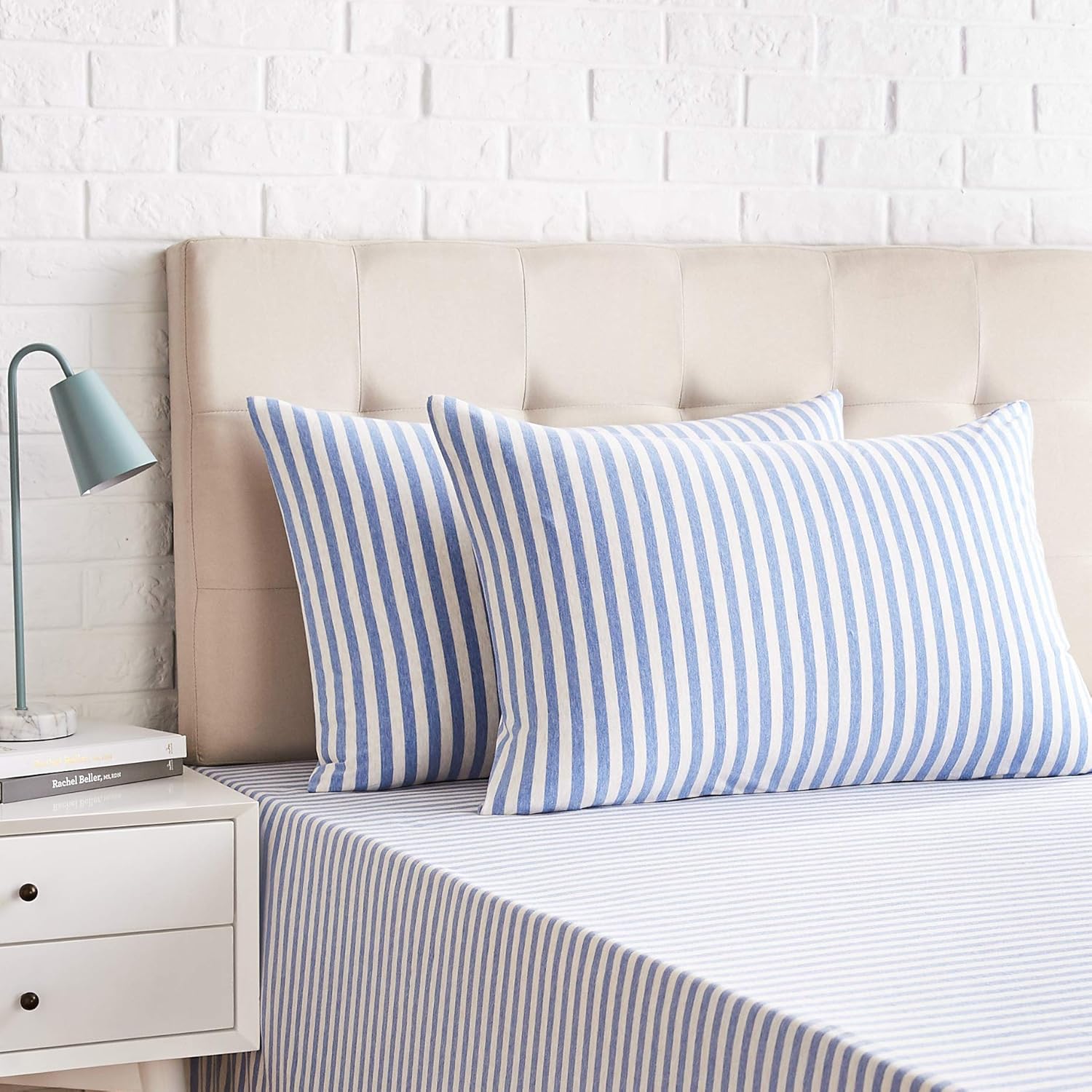 AmazonBasics Jersey Pillowcases, Pack of 2, Stripes 50 x 80 cm, Blue