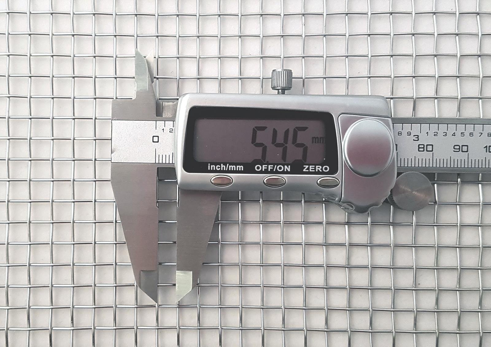 Woven Wire Mesh, 4 mesh (0.9mm Wires) (Stainless Steel 304L) – 5.5mm Aperture – by Inoxia Cut Size: 15cm x 15cm