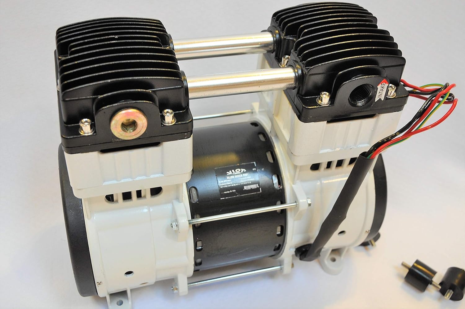Oil Less Vacuum Pump Twin Piston 1 Hp 10 Cfm Good For Medical Science Laboratory Workshop Applications Like O2 Filtering Generator Hookup Replacement Push Pul Amazon Com Industrial Scientific