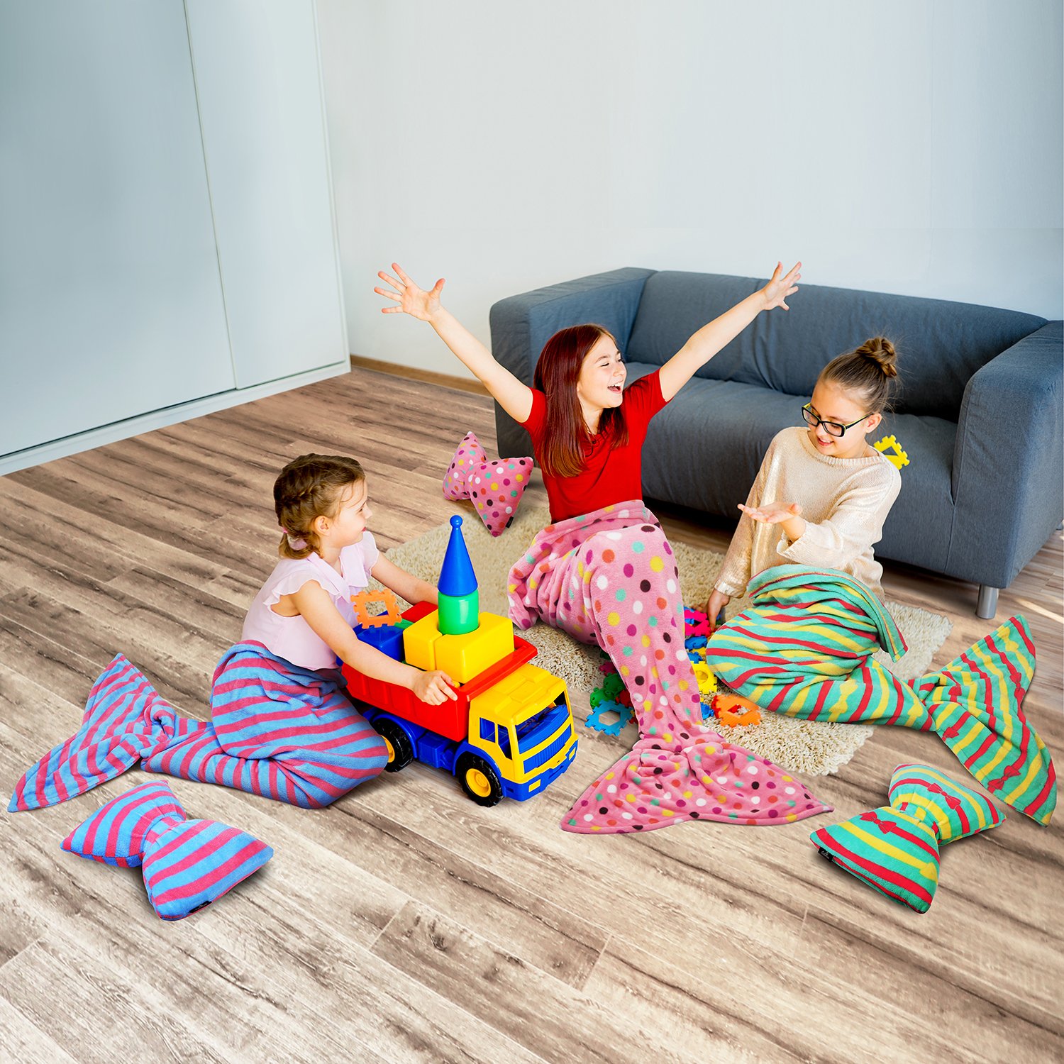 Mermaid Tail Blanket - Super Soft Fannel Fleece Snuggle Sleeping Bag Mermaid Blanket Set for Kids Teens Toddlers Ages 3-12, Bowknot Pillow Included, Catalonia series by Tirrinia, Pink