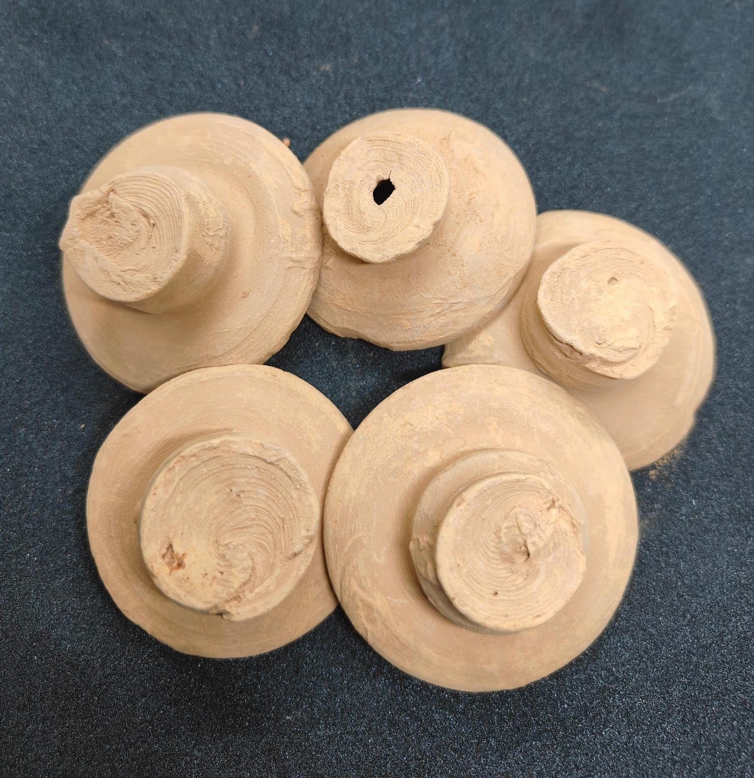 Generic Mini Clay Cap Broken 200 GMS, Saffron