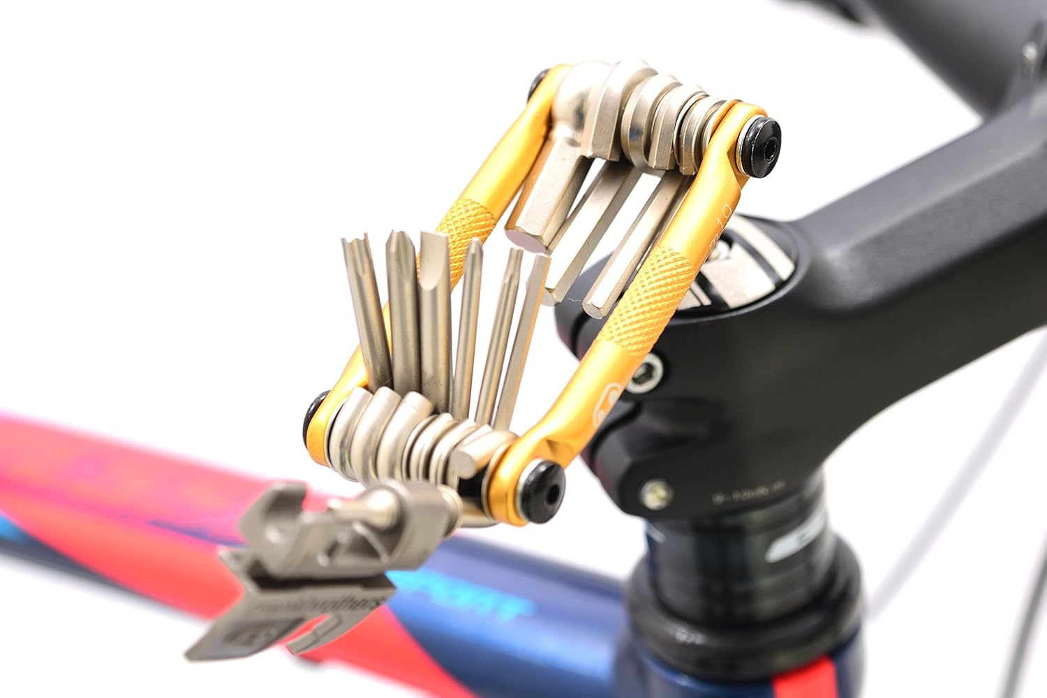 Crankbrothers M19 Multi-Tool + Case: Sports & Outdoors