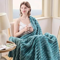 NEWCOSPLAY Super Soft Throw Blanket Light Teal