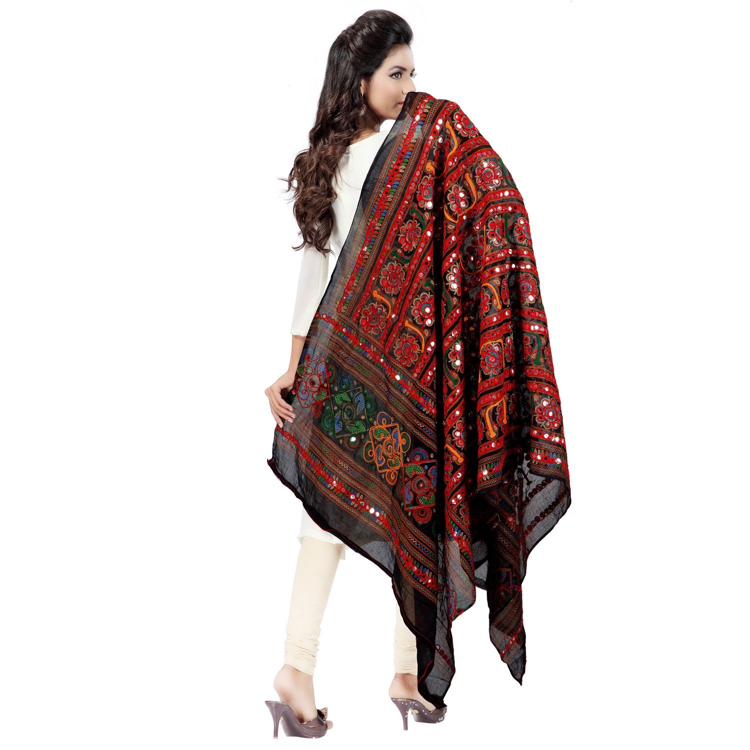 banjara women's kutchi work dupatta bharchak
