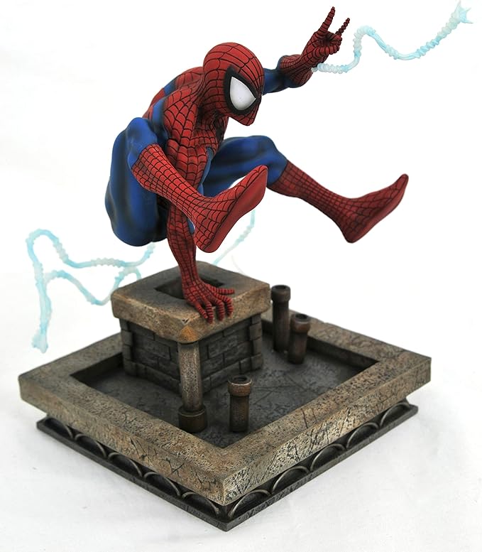 diamond select spider man statue