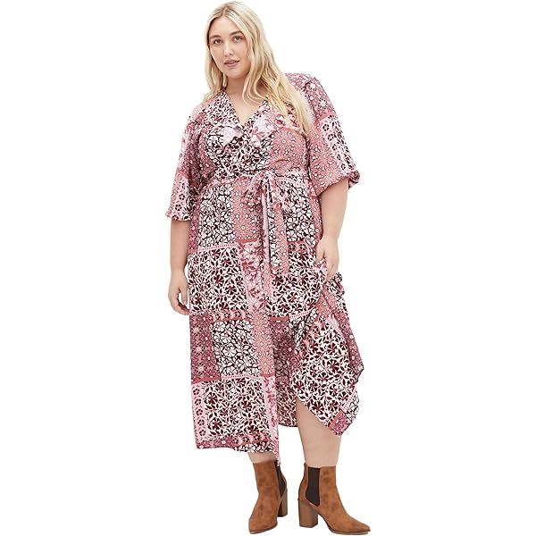 City Chic Women's Plus Size Dress-Ulla Embroidered, Black, 12 at Amazon  Women's Clothing store