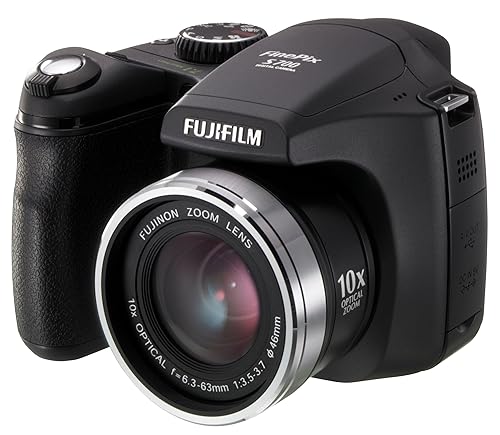 Fujifilm Finepix S700 Digital Camera with 10x Optical Zoom