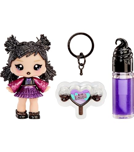Yummiland x Peeps poupée Lip Gloss - Goldie Mallows - 1 Poupée avec Vêtements Personnalisables et Kit Lip Gloss avec Une Couleur Unique, Un Parfum et Une Base Transparente, pour Enfants de