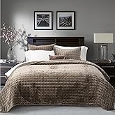 RECYCO Luxury Velvet Quilt Set King Size Bedding Sets, Ultra Soft Velvet Comforter Set, Lightweight Channel Box Stitch Oversized Bedspread Coverlet for All Season, with 2 Shams, Mocha Brown