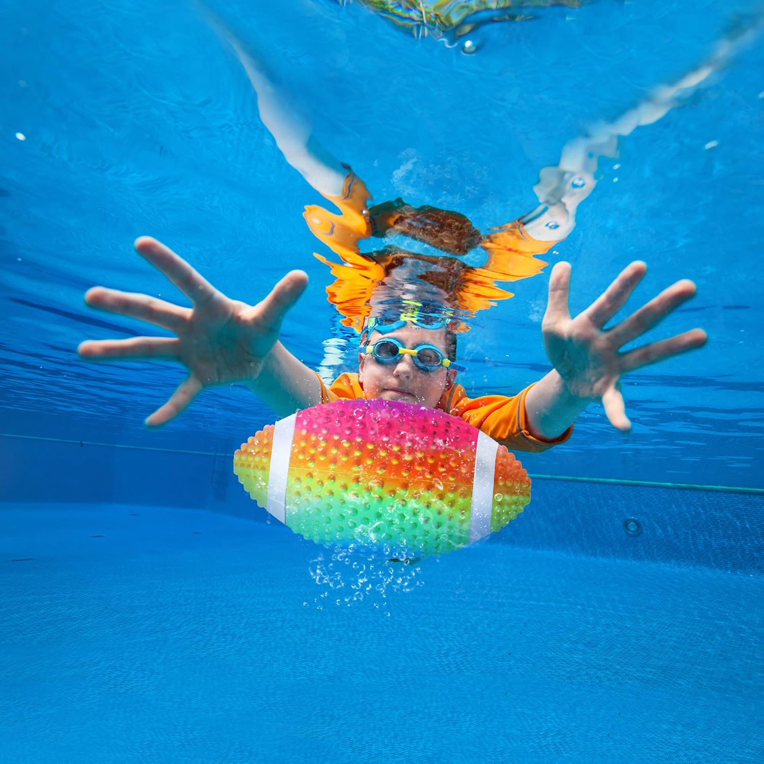 Hiboom Swimming Pool Football, Underwater Waterproof Toy Football for Under Water Passing, Dribbling, Play Diving Ball Games for Teens, Adults, Fills with Water or Air: Pet Supplies
