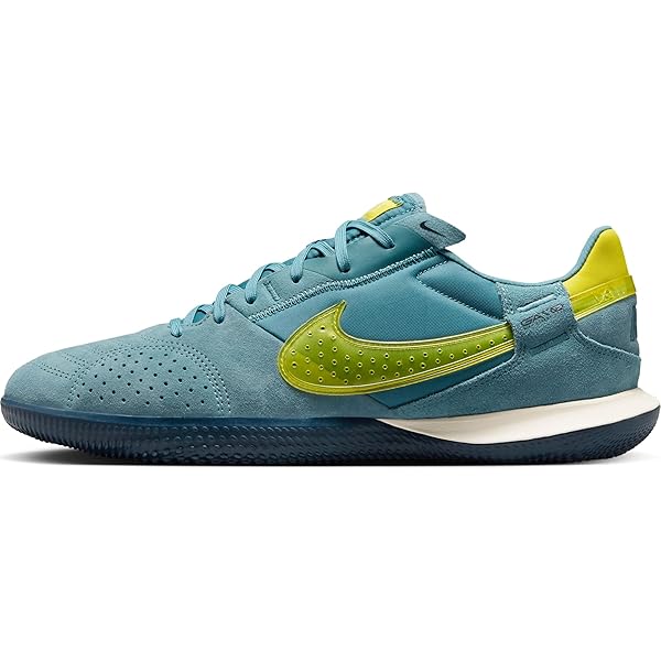 シューズ NIKESBGATOQS Nike Streetgato Low-Top Soccer Shoes. Nike.com